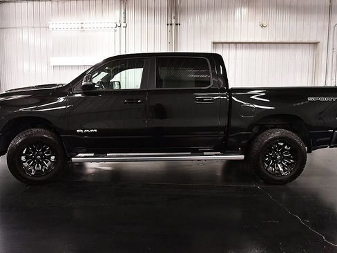Used 2023 RAM 1500 Laramie AWD/4WD image 4