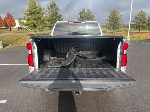 Used 2022 Chevrolet Silverado 1500 RST image 12