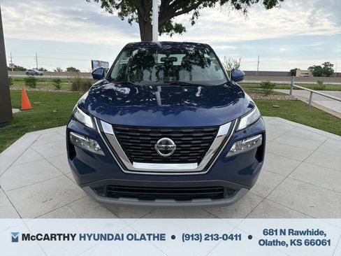 Used 2021 Nissan Rogue SV FWD image 11