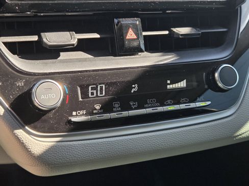 Used 2023 Toyota Corolla LE image 13