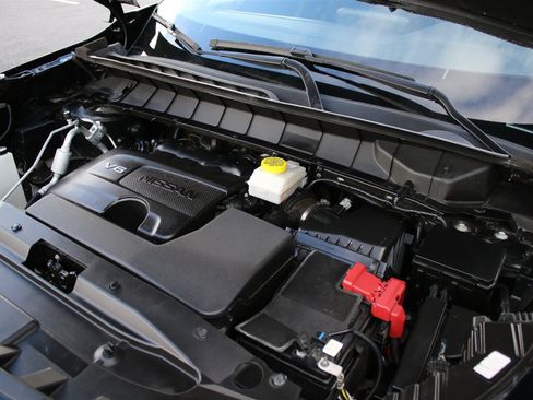 Used 2022 Nissan Pathfinder SV image 35