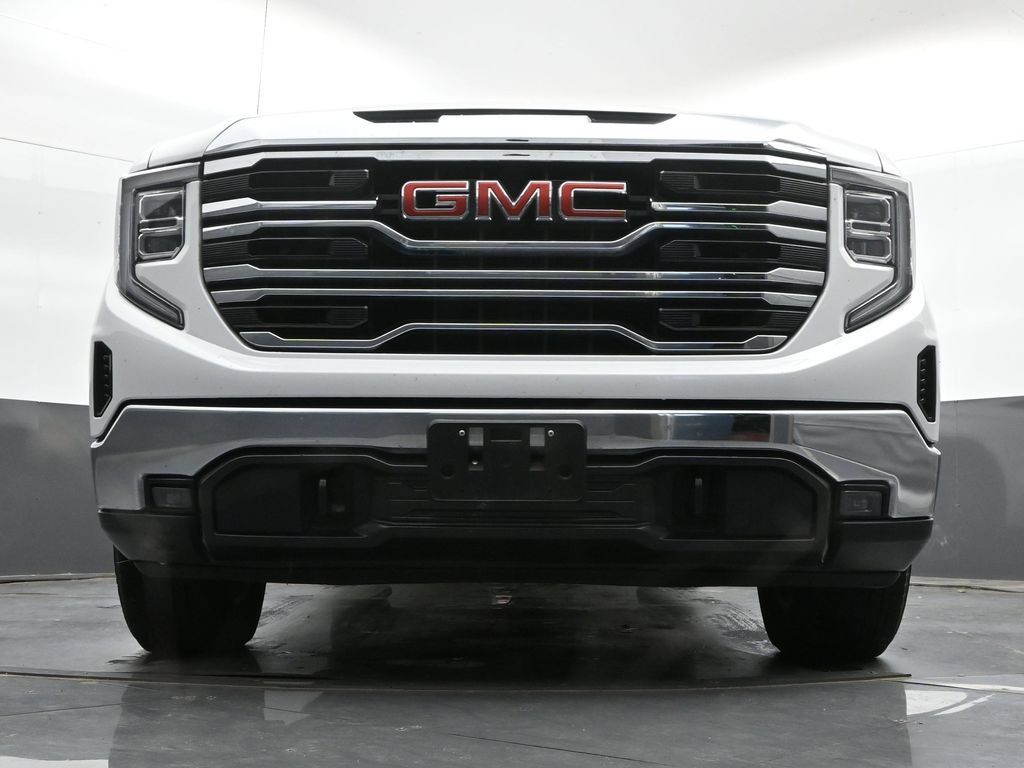 Used 2025 GMC Sierra 1500 SLT AWD/4WD image 42