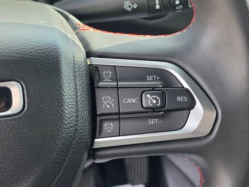 Used 2023 Jeep Compass Trailhawk AWD/4WD image 19