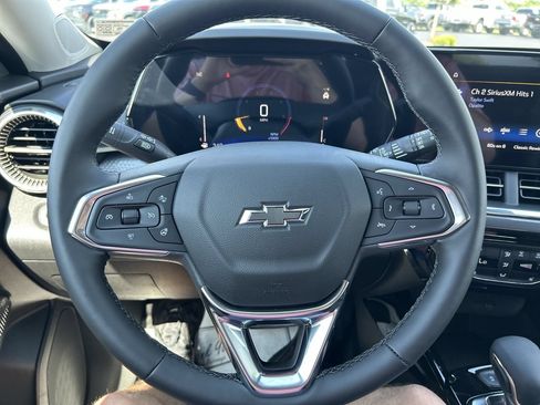 New 2026 Chevrolet Trax ACTIV w/ Driver Confidence Package FWD image 25