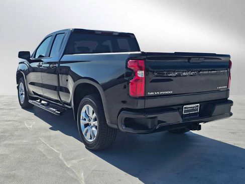 Used 2022 Chevrolet Silverado 1500 Custom RWD image 5