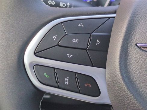 New 2026 Chrysler Pacifica Select image 24