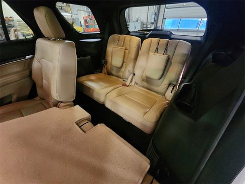 Used 2017 Ford Explorer Limited w/ Equipment Group 301A image 33