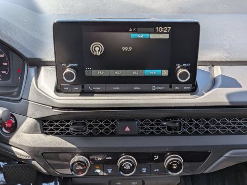Used 2025 Honda Accord LX image 21