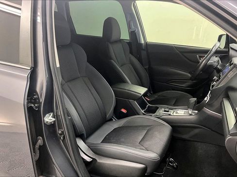 Used 2023 Subaru Forester Premium AWD/4WD image 6