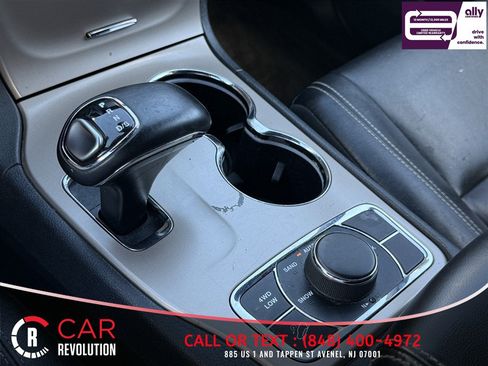 Used 2015 Jeep Grand Cherokee Limited AWD/4WD image 23