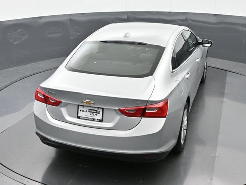 Used 2018 Chevrolet Malibu LT FWD image 34
