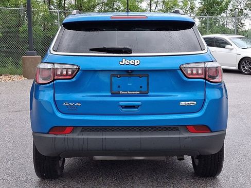 Used 2018 Jeep Compass Latitude AWD/4WD image 8