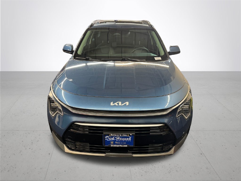 Used 2023 Kia Niro SX Touring FWD image 12