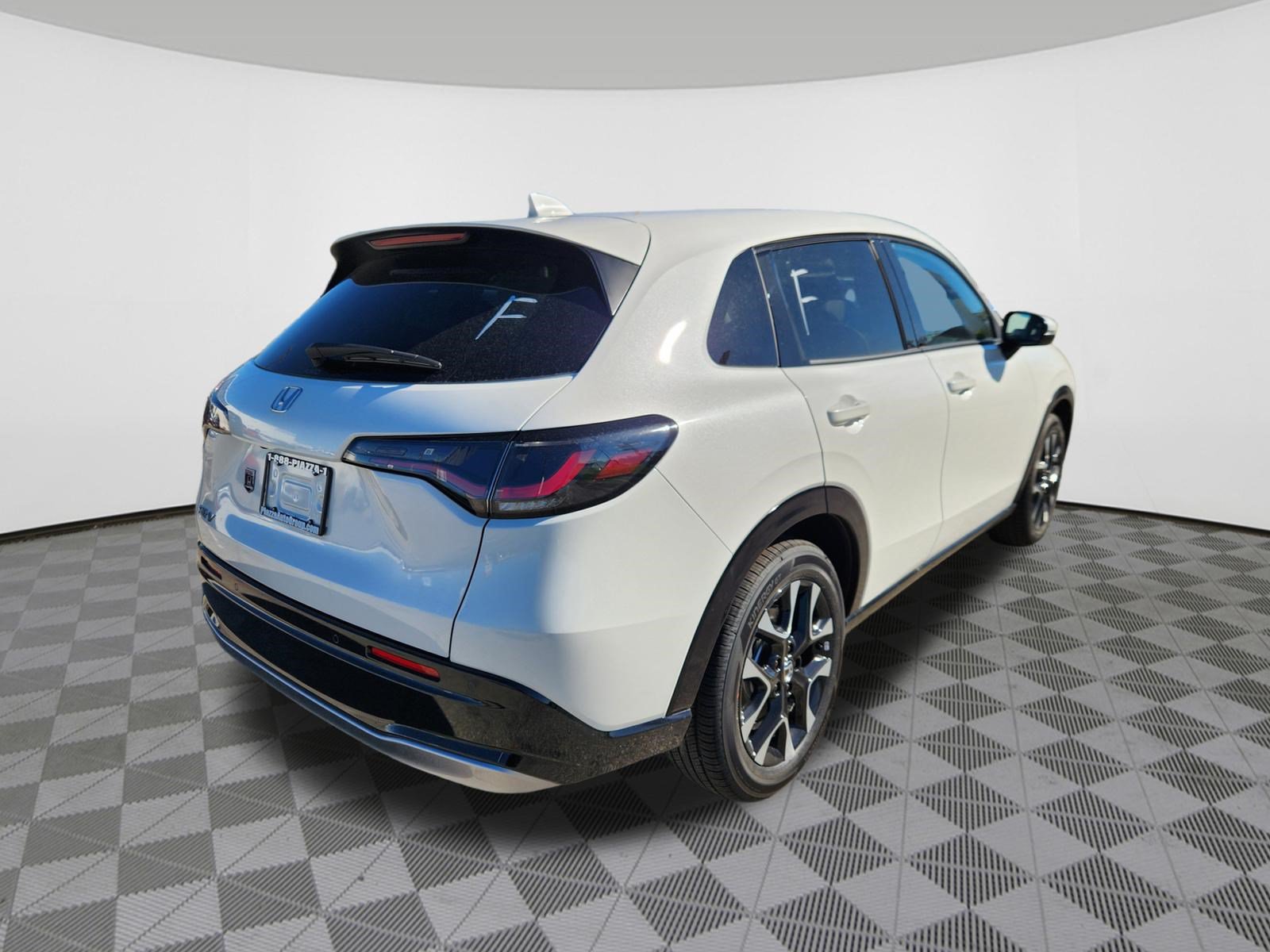 New 2027 Honda HR-V EX-L image 4