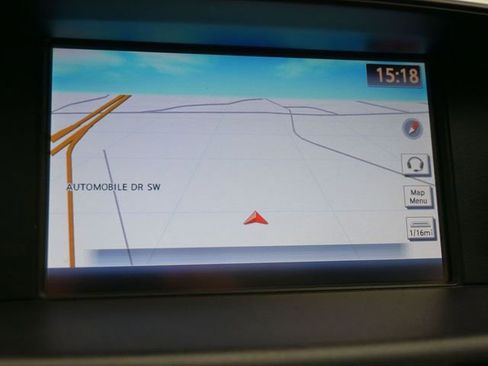 Used 2016 INFINITI Q70 L 3.7 image 19