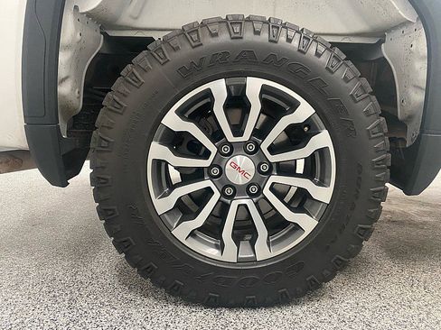 Used 2021 GMC Sierra 1500 2WD Double Cab w/ Convenience Package image 27