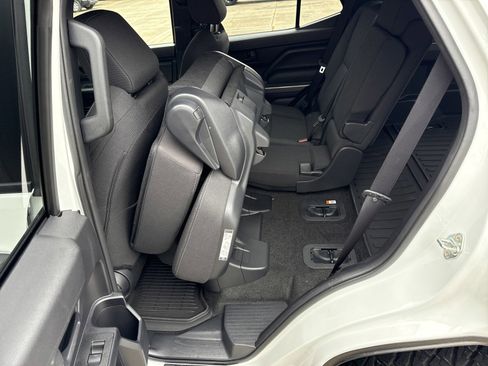 Used 2025 Toyota 4Runner SR5 image 15