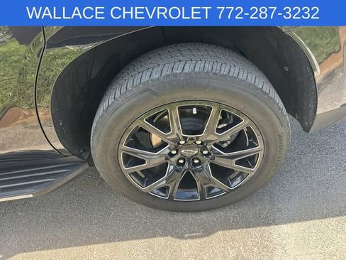 Used 2023 Chevrolet Tahoe LT w/ LT Signature Plus Package AWD/4WD image 11