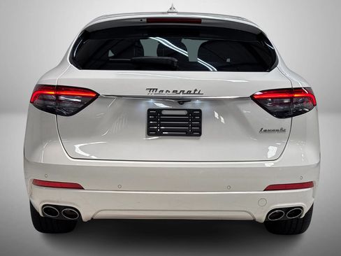Used 2022 Maserati Levante GT image 5