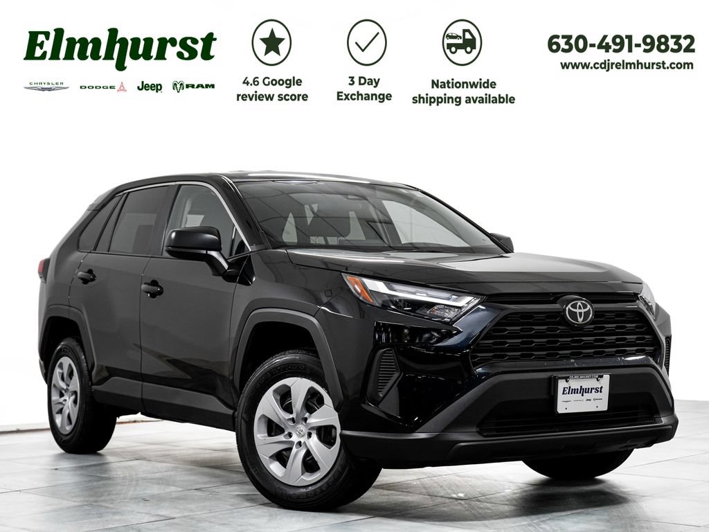 Used 2025 Toyota RAV4 LE AWD/4WD image 1