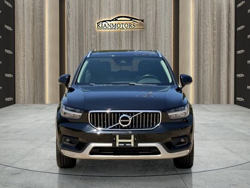 Used 2021 Volvo XC40 T5 Inscription w/ Climate Package AWD/4WD image 2