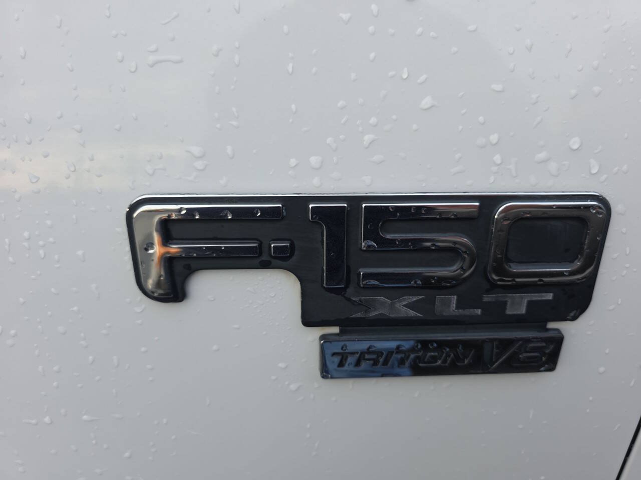 Used 2002 Ford F150 XLT AWD/4WD image 7