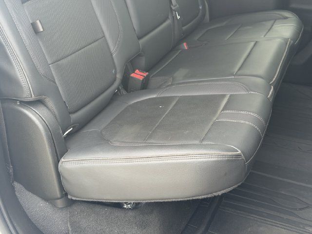 Used 2023 Chevrolet Silverado 3500 High Country w/ Snow Plow Prep/Camper Package AWD/4WD image 21