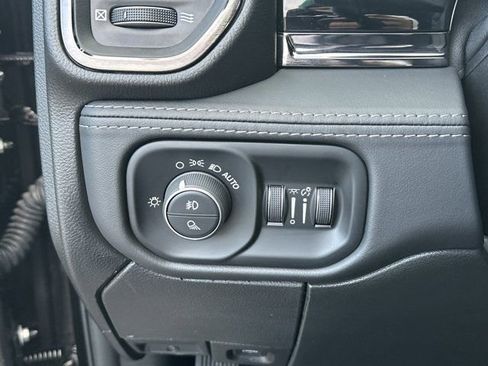 New 2025 RAM 2500 Limited image 27