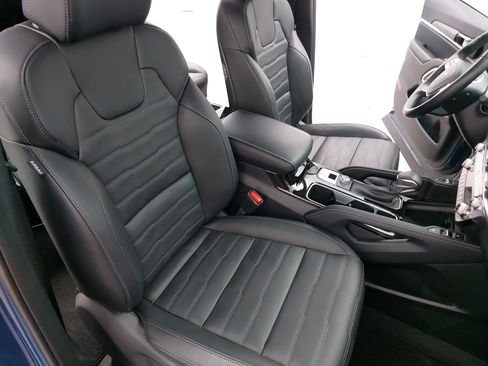 Used 2024 Kia Telluride SX Prestige image 12