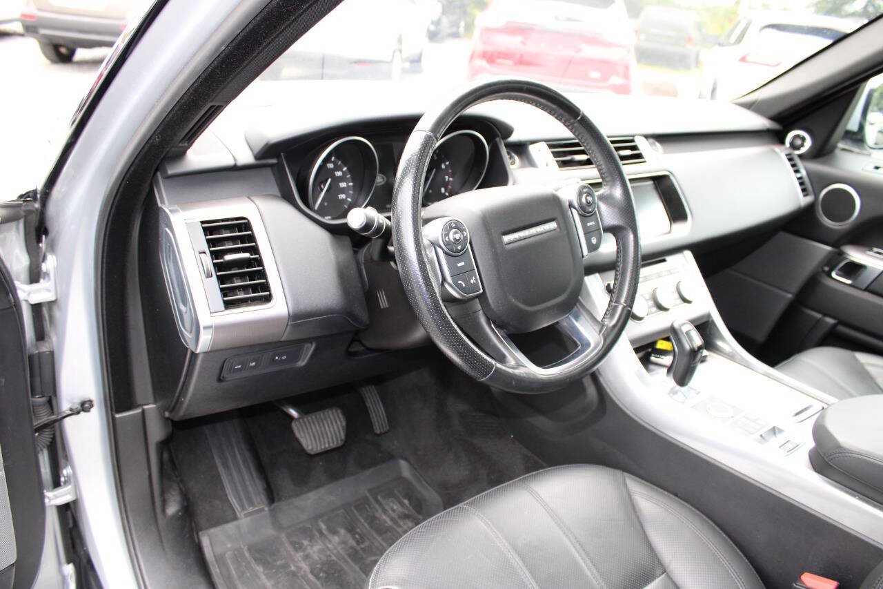 Used 2017 Land Rover Range Rover Sport HSE AWD/4WD image 13