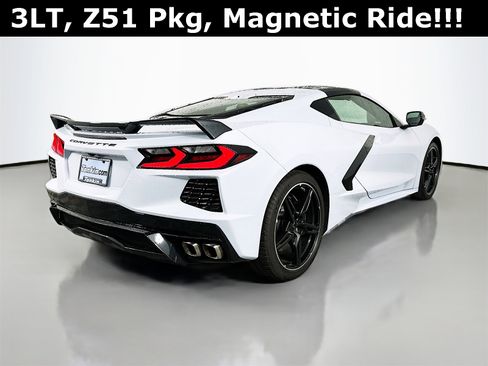 Used 2022 Chevrolet Corvette Stingray Premium Cpe w/ 3LT image 8