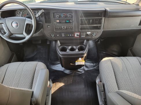 New 2026 GMC Savana 3500 w/ Power Convenience Package RWD image 19