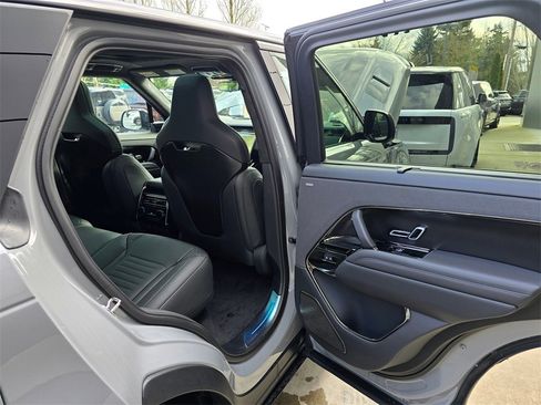 New 2025 Land Rover Range Rover Sport SV Edition Two image 29