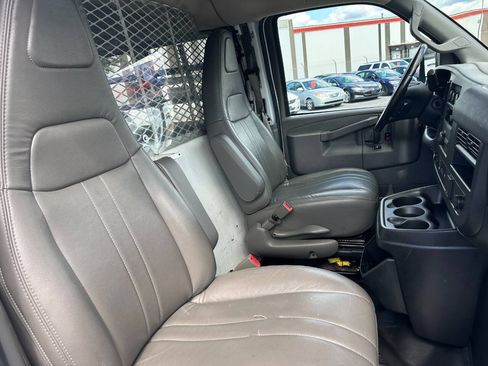 Used 2021 Chevrolet Express 3500 LS RWD image 37
