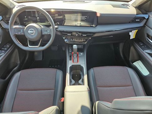New 2026 Nissan Kicks SR w/ SR Premium Package image 6