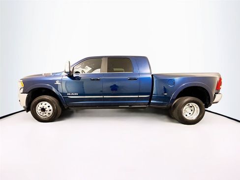 Used 2024 RAM 3500 Limited AWD/4WD image 29