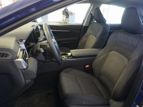 Used 2025 Toyota Camry LE w/ Convenience Package image 16