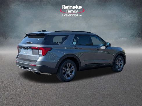 New 2026 Ford Explorer Active AWD/4WD image 5