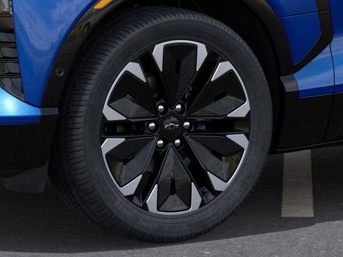 New 2025 Chevrolet Blazer EV RS AWD/4WD image 39