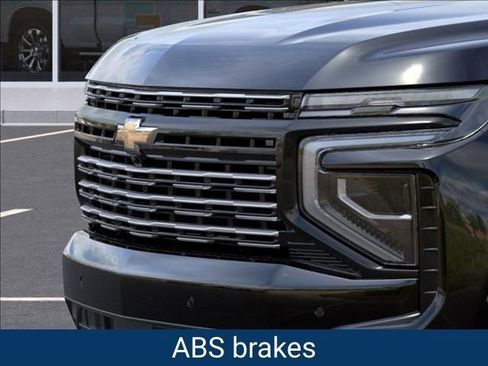 New 2026 Chevrolet Suburban High Country image 15