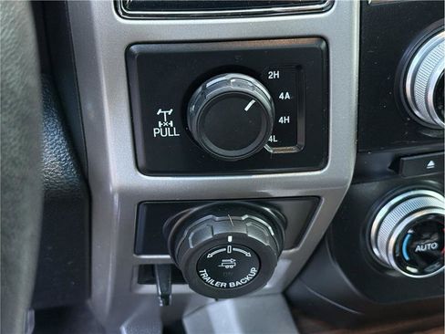 Used 2017 Ford F150 Lariat w/ Equipment Group 502A Luxury image 22