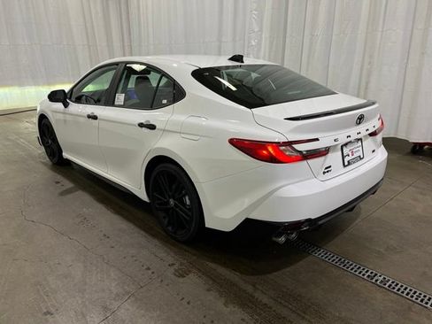 New 2026 Toyota Camry Hybrid AWD/4WD image 5