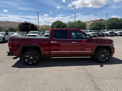 Used 2017 GMC Sierra 1500 Denali w/ Denali Ultimate Package AWD/4WD image 4