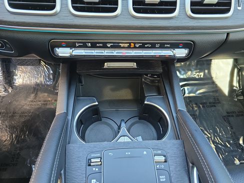 Used 2022 Mercedes-Benz GLE 350 4MATIC image 24