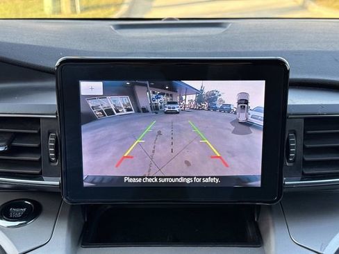 Certified 2022 Ford Explorer XLT w/ Equipment Group 202A image 28