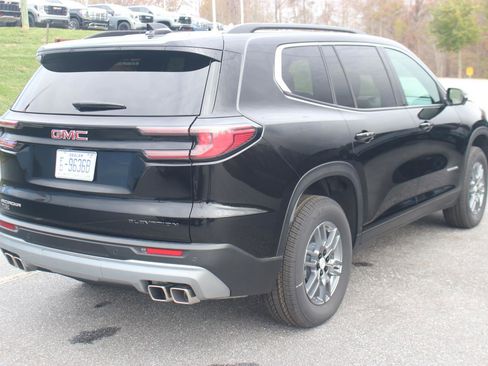 New 2025 GMC Acadia Elevation image 8