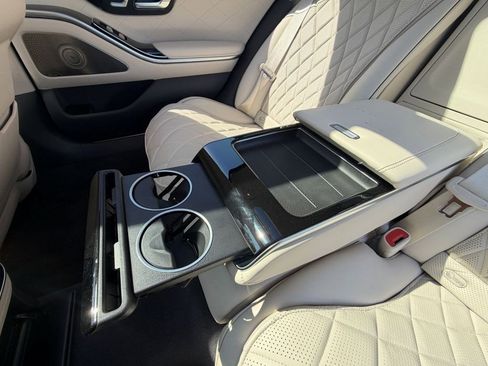 Used 2023 Mercedes-Benz S 580 4MATIC Sedan image 30
