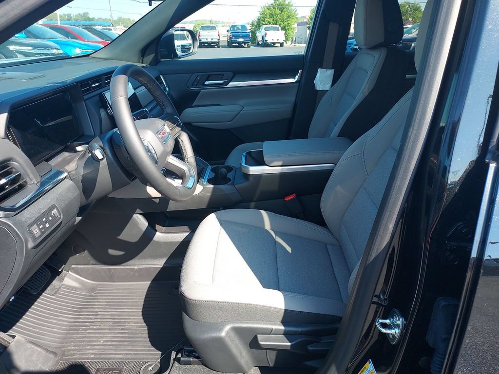 New 2027 GMC Terrain Elevation w/ LPO, Floor Liner Package AWD/4WD image 13