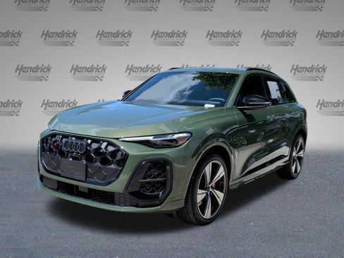 New 2026 Audi SQ5 Prestige AWD/4WD image 5