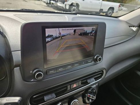 Used 2023 Hyundai Kona SEL image 31